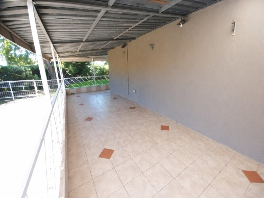 7 Bedroom Property for Sale in Ladybrand Free State